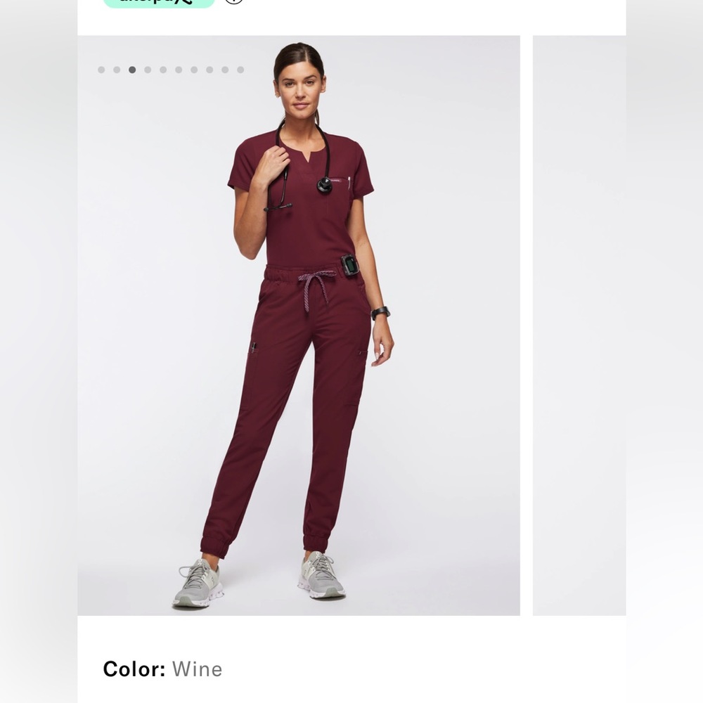 Jaanuu Women’s Wine Jogger Scrub Set